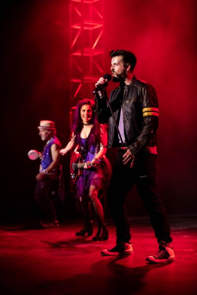 For Theatre Under the Stars' We Will Rock You, performers and fans
