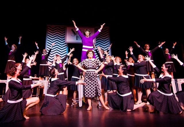 Thoroughly Modern Millie | Stage Whispers