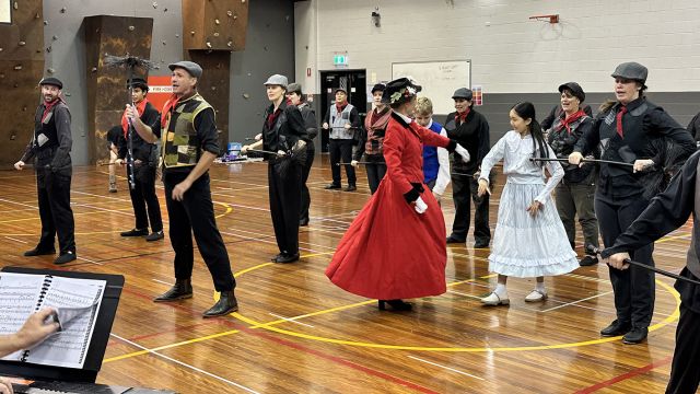 Mary Poppins lands in Darwin