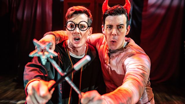 Potted Potter – The Unauthorized Harry Experience – A Parody. 